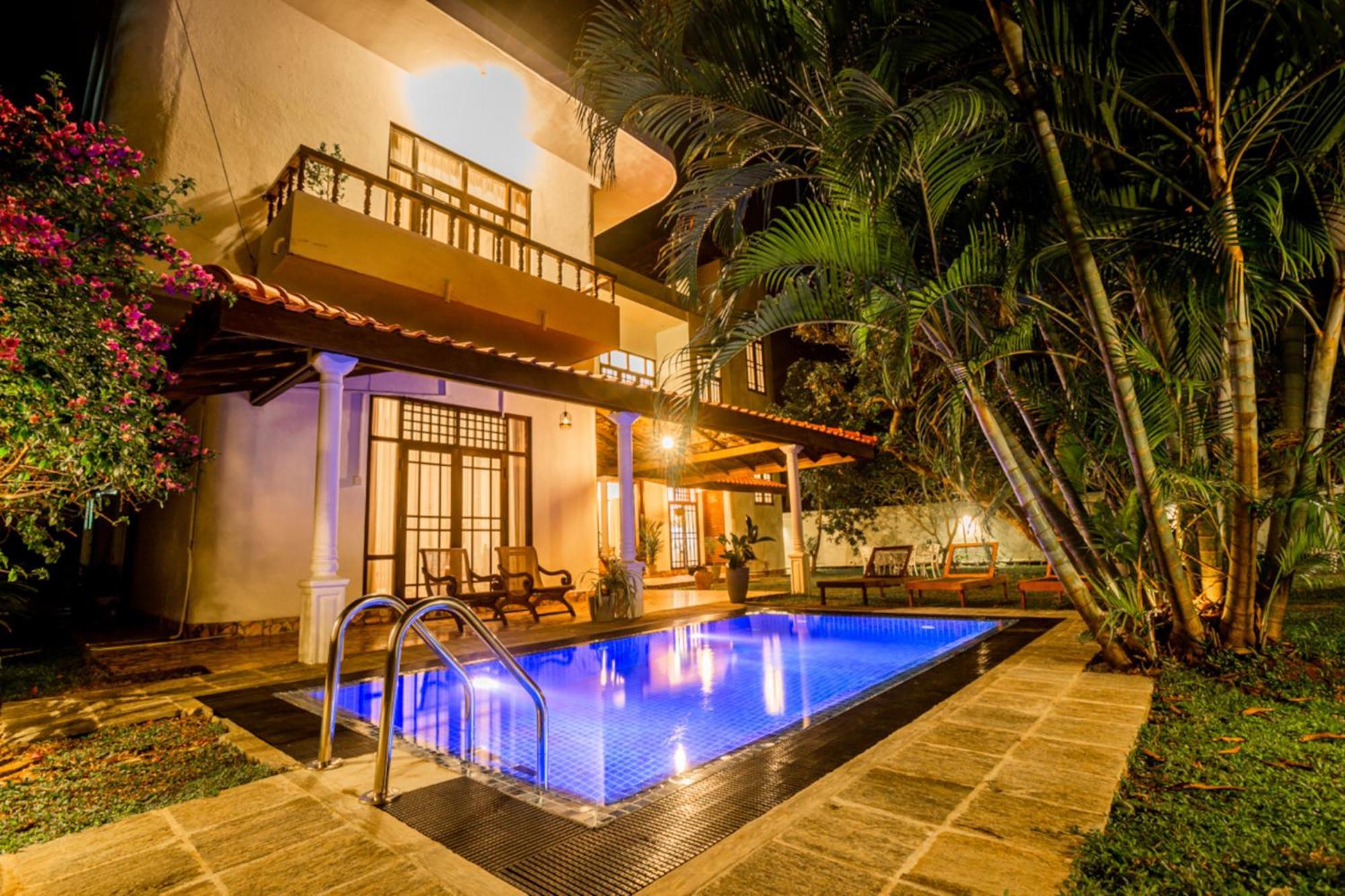 Nibbana Mirissa Hotel Exterior photo