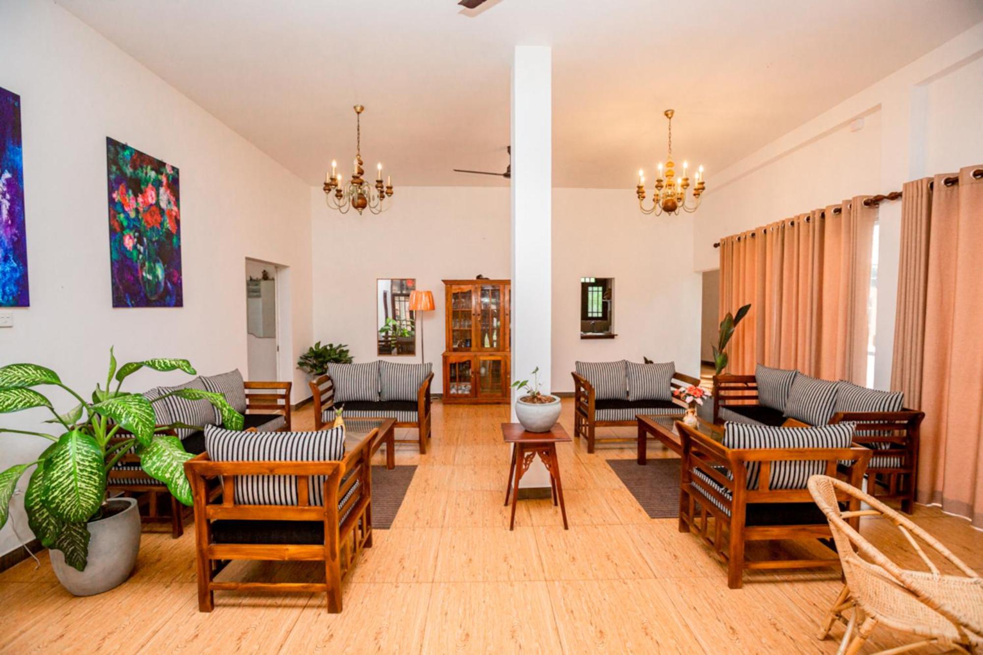Nibbana Mirissa Hotel Exterior photo